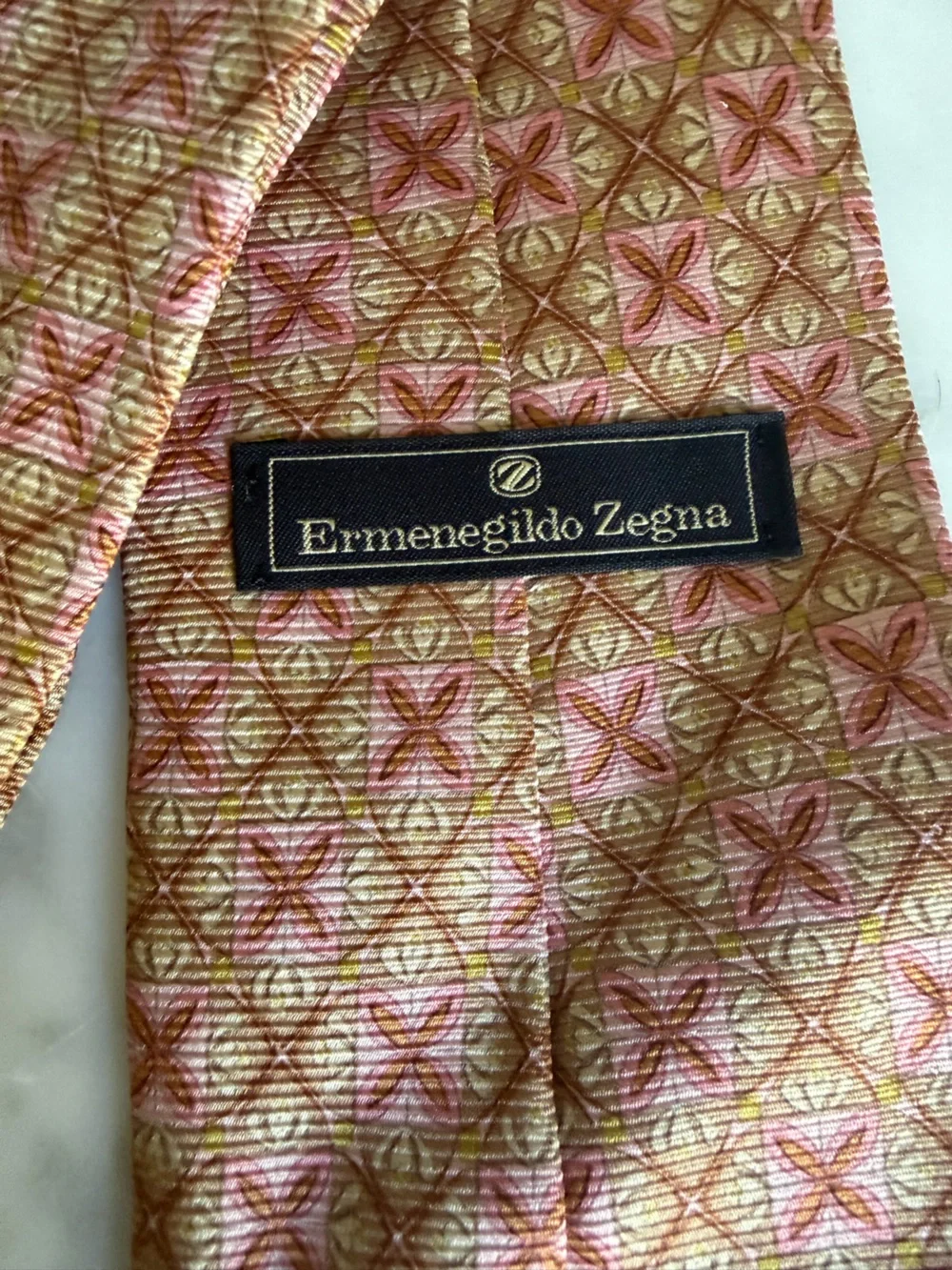 Ermenegildo Zegna Pink and Gold Geometric 100% Silk Tie